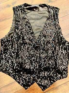 Emerson Lang Black Sequin V-Neck Sleeveless Top